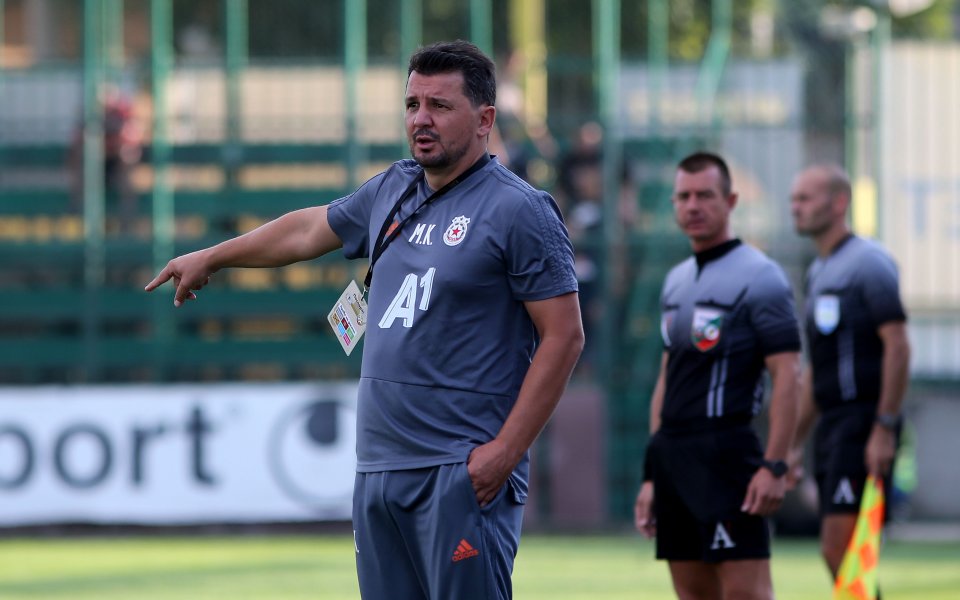 Помощник-треньорът на ЦСКА Милош Крушчич беше видимо доволен след клюяовата