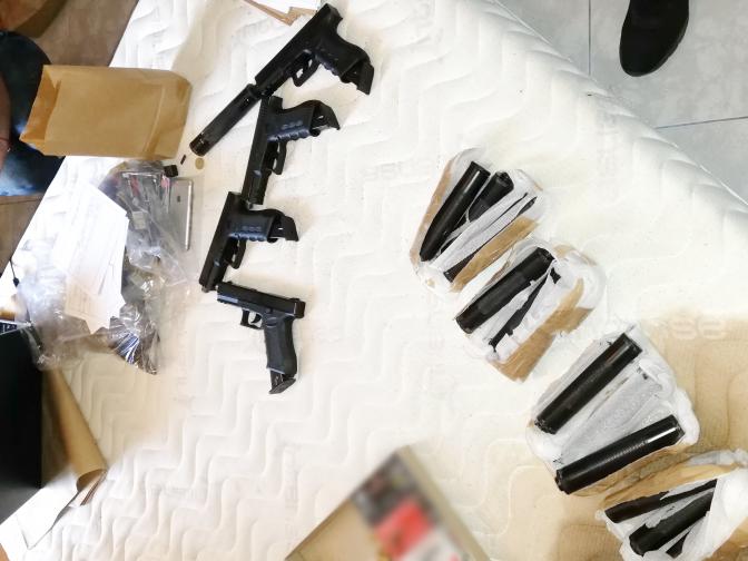  акция формация оръжия англия 