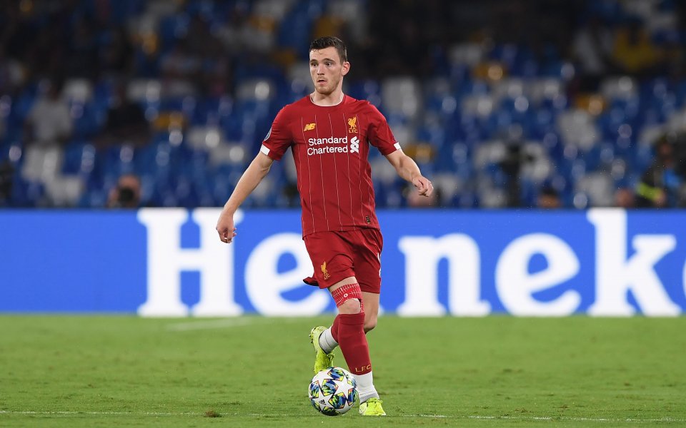 Защитникът на Ливърпул Анди Робъртсън е изтрил профила си в