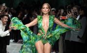  Джей Ло обра овациите с нов вид на паметната зелена рокля (СНИМКИ) 