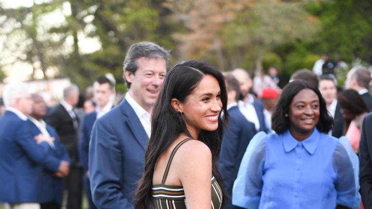  Меган Маркъл и принц Хари печелят сърца в Африка 