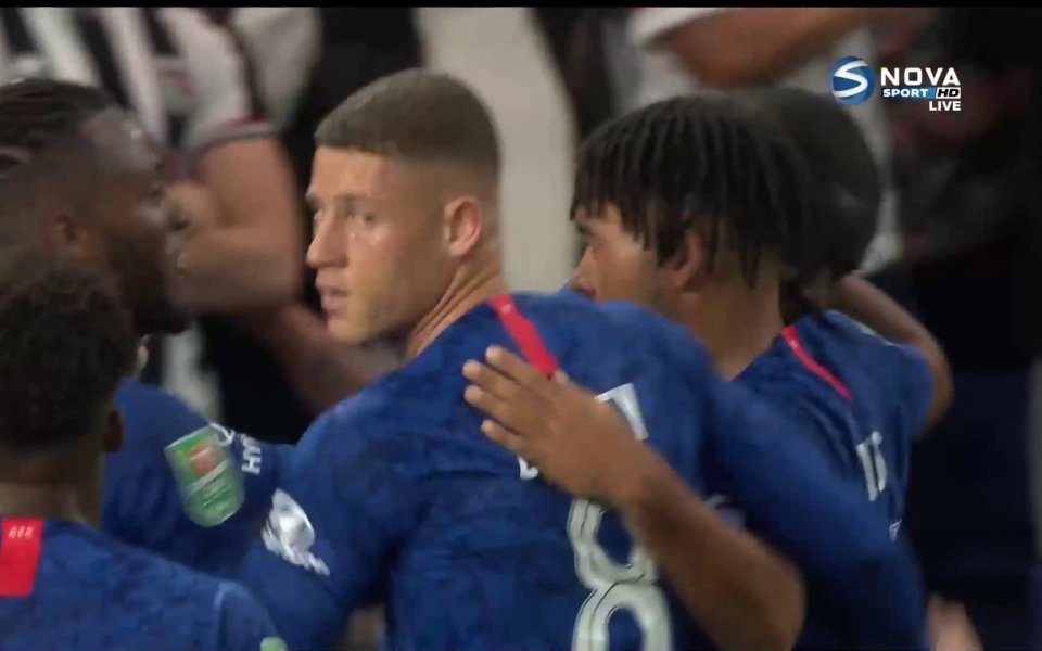 Отборът на Челси води с 4:1 срещу Гримзби Таун в