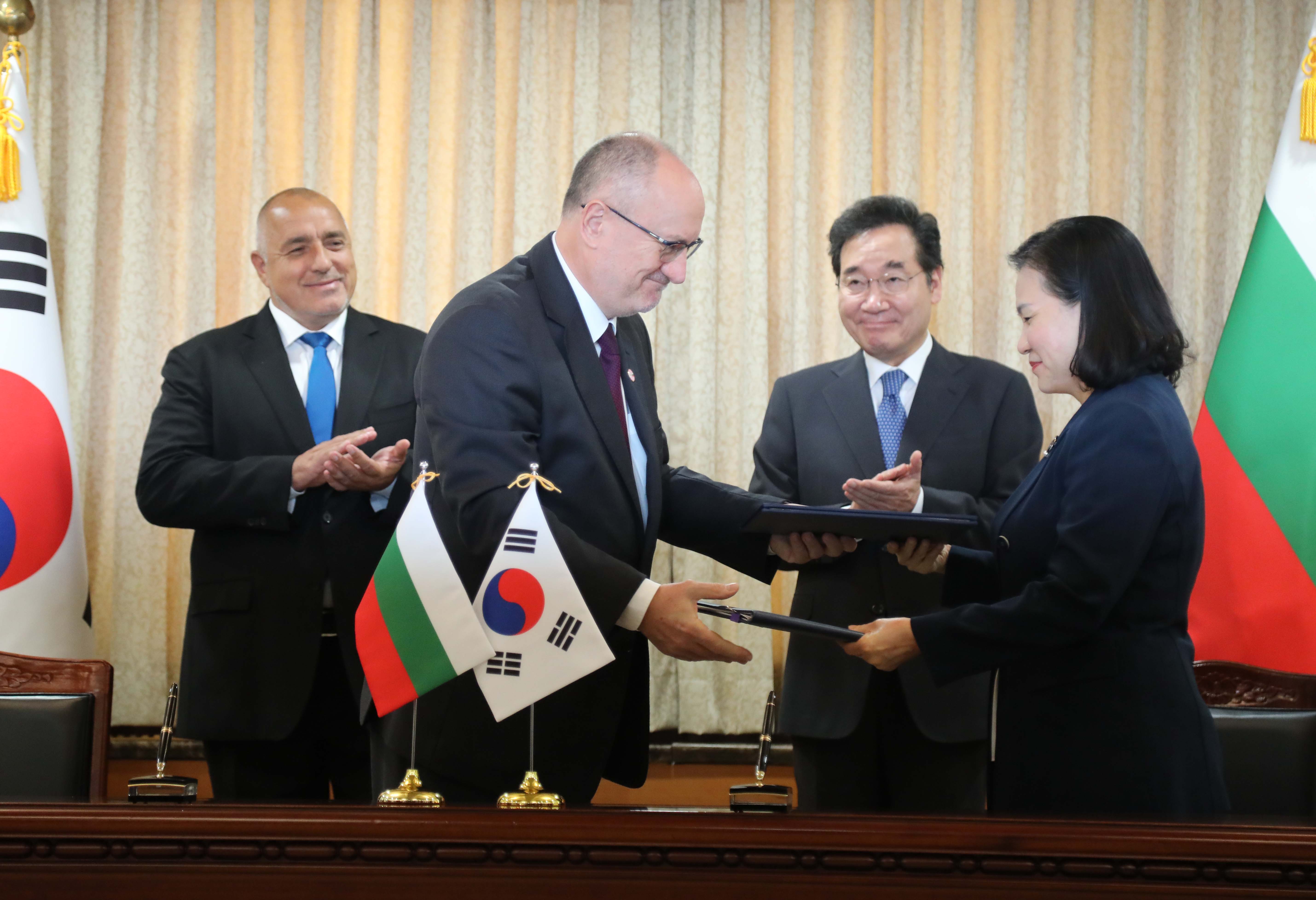 Премиерите на България и Република Южна Корея подписаха Меморандум за разбирателство и сътрудничество в областта на енергетиката
