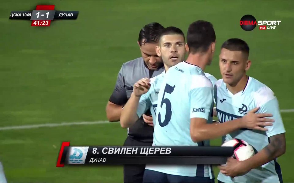 В 41-ата минута пък "драконите" изравниха резултата с втория си