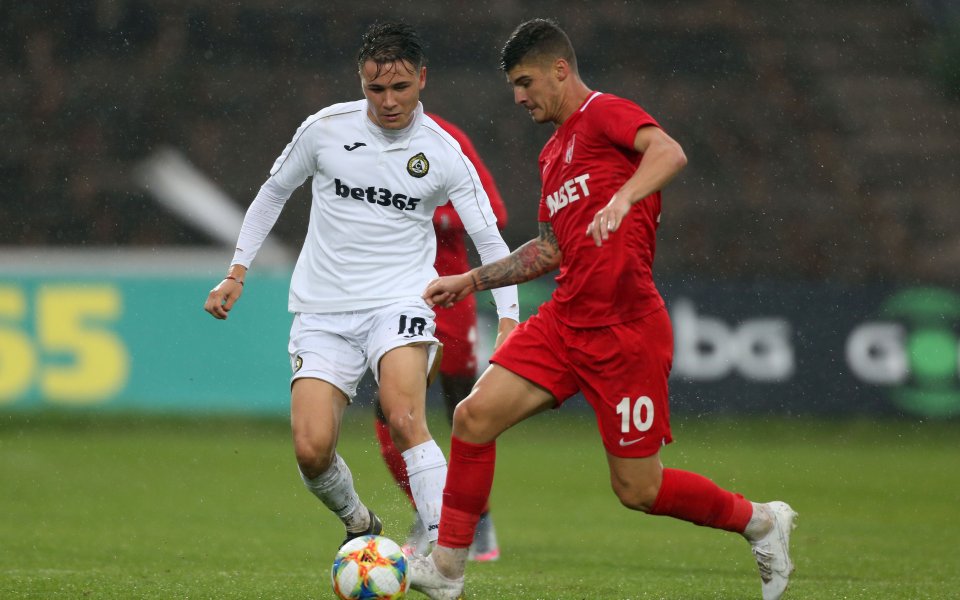 Царско село и Славия затварят дебютния 25-и кръг от efbet