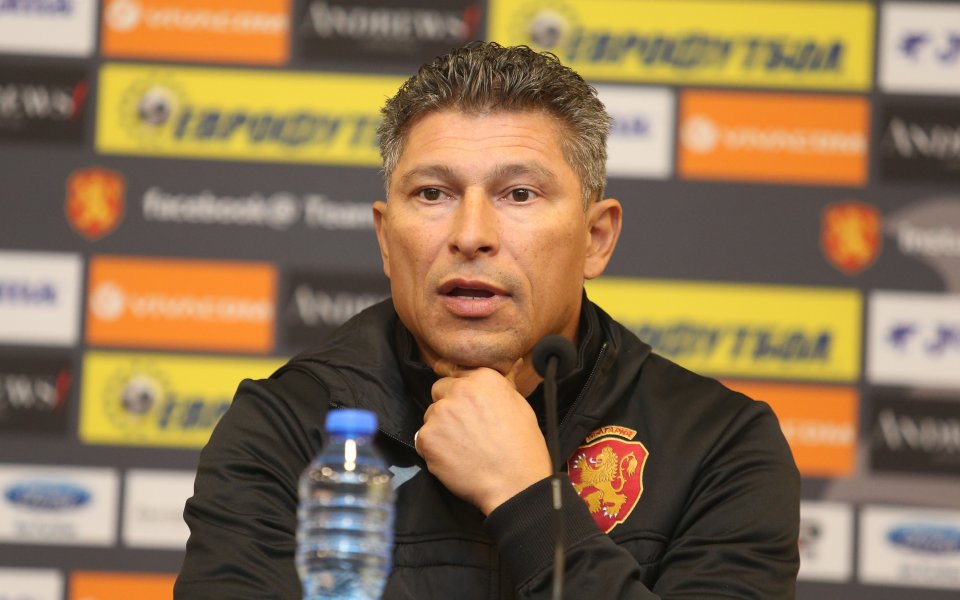 Селекционерът на националния отбор Красимир Балъков е подал оставка по