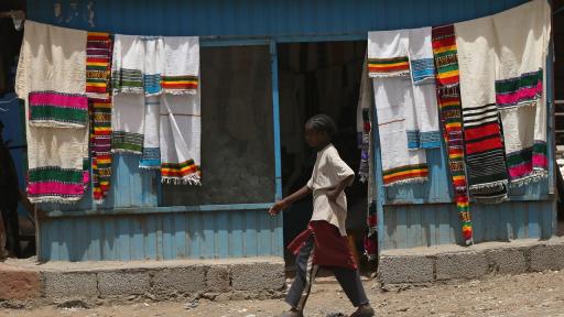  <p>Нобелът за мир <strong>отиде в Африка</strong></p> 