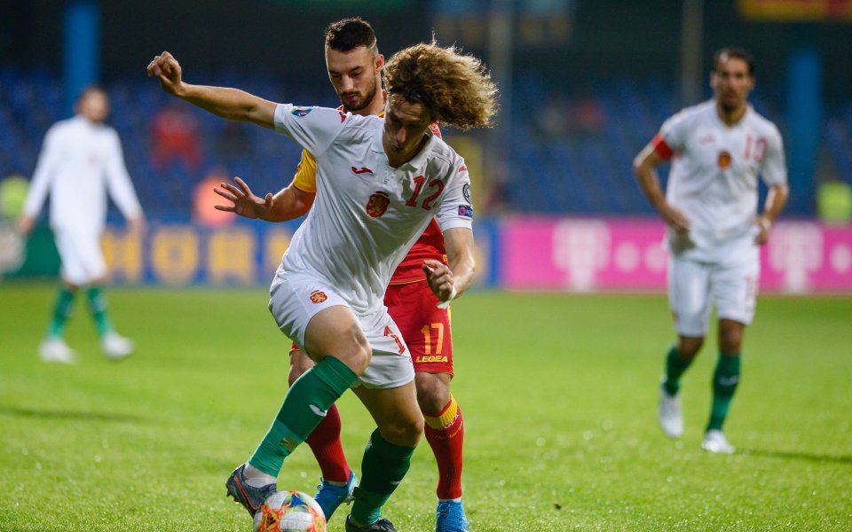 Отборите на Черна гора и България играят при резултат 0:0