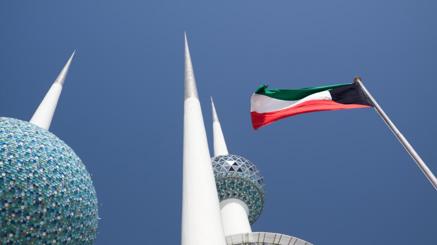 Кувейт разпусна парламента, политическата криза се задълбочава