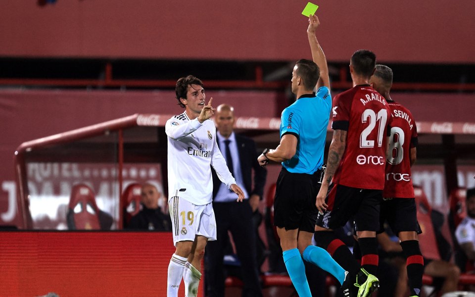 Мадридският &bdquo;АС&rdquo; бързичко си намери нещо като изкупителна жертва след