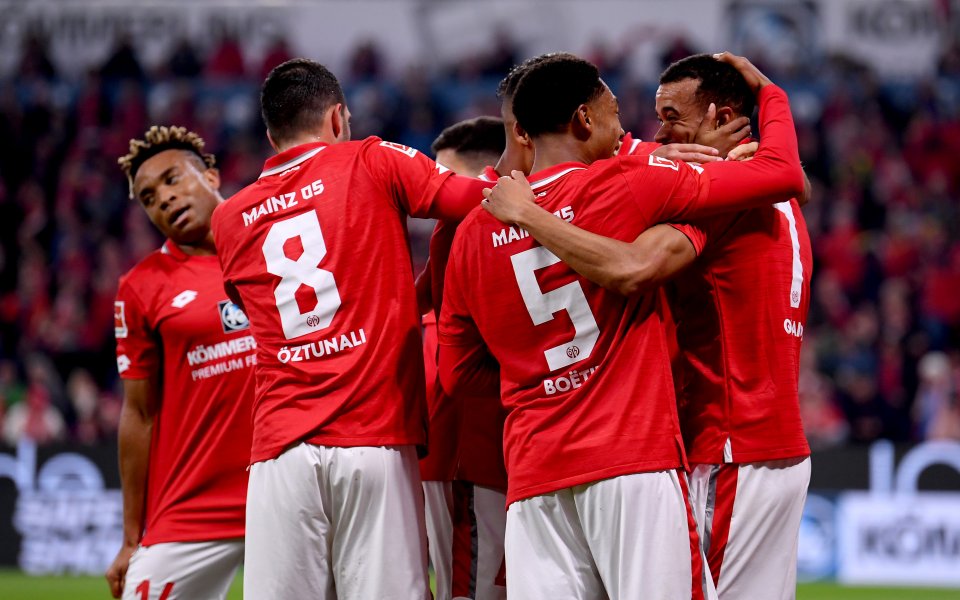 Отборът на Майнц надви Кьолн с 3:1 в дербито на