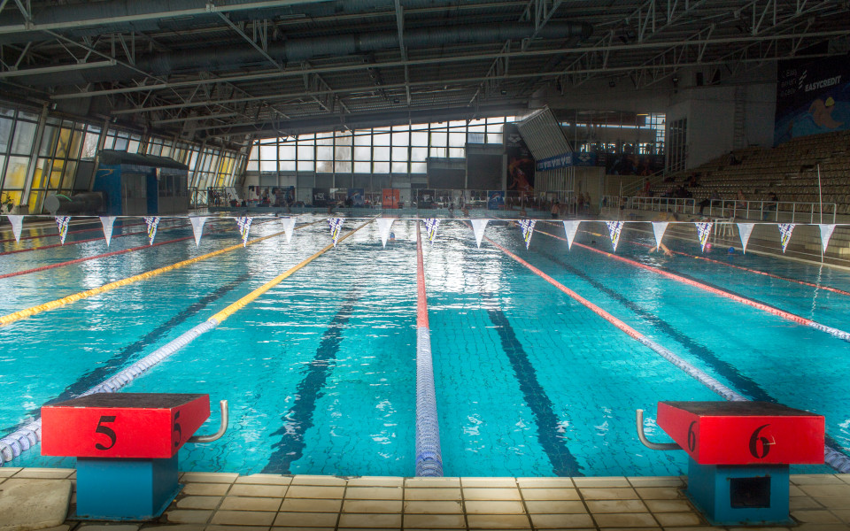 Плувци от 4 държави в най-стария детски турнир „Замората”