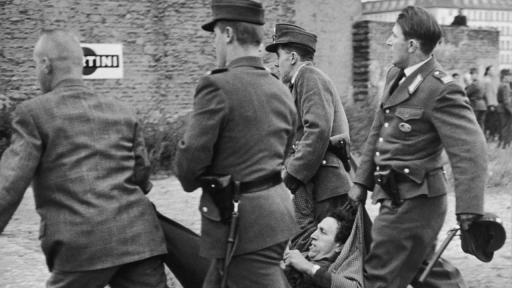  <p>Най-трагичните опити за бягство през Берлинската стена</p> 