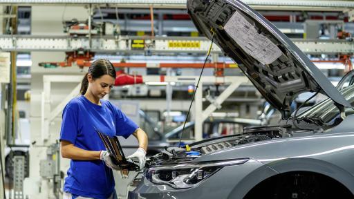  <p>Профсъюзите ще блокират градежа на цех в Турция</p> 