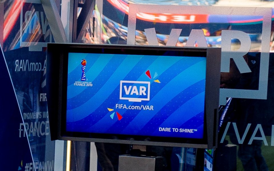 УЕФА потвърди, че слага ВАР в София за Унгария