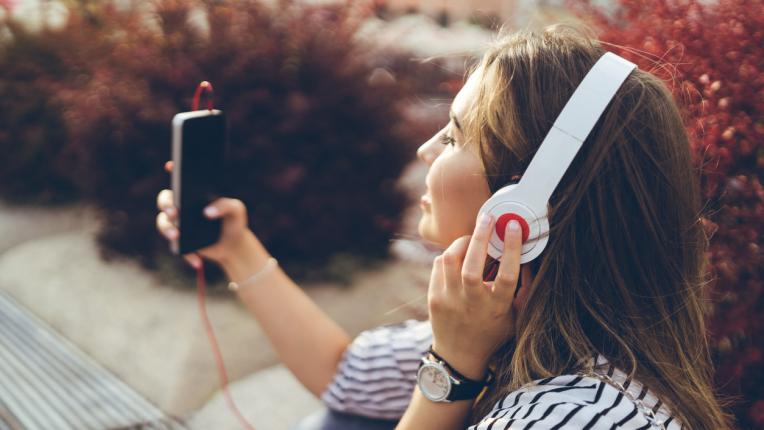  10 песни, които ни вършат щастливи 