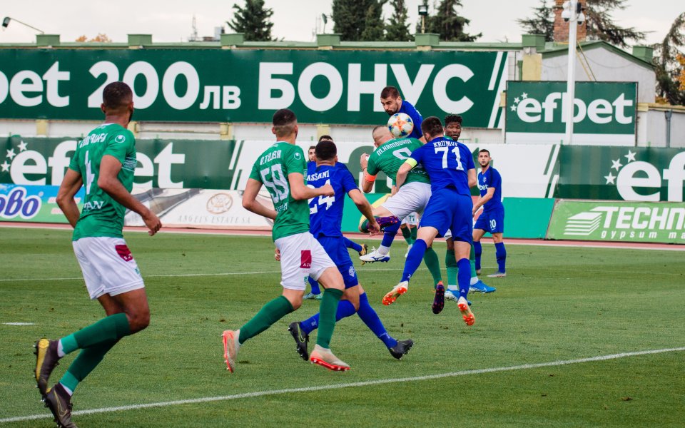 Алжирец и двама французи са въпросните чужденци, които са на