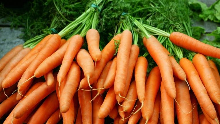  Ето по какъв начин да запазите форма по празниците без доста старания 