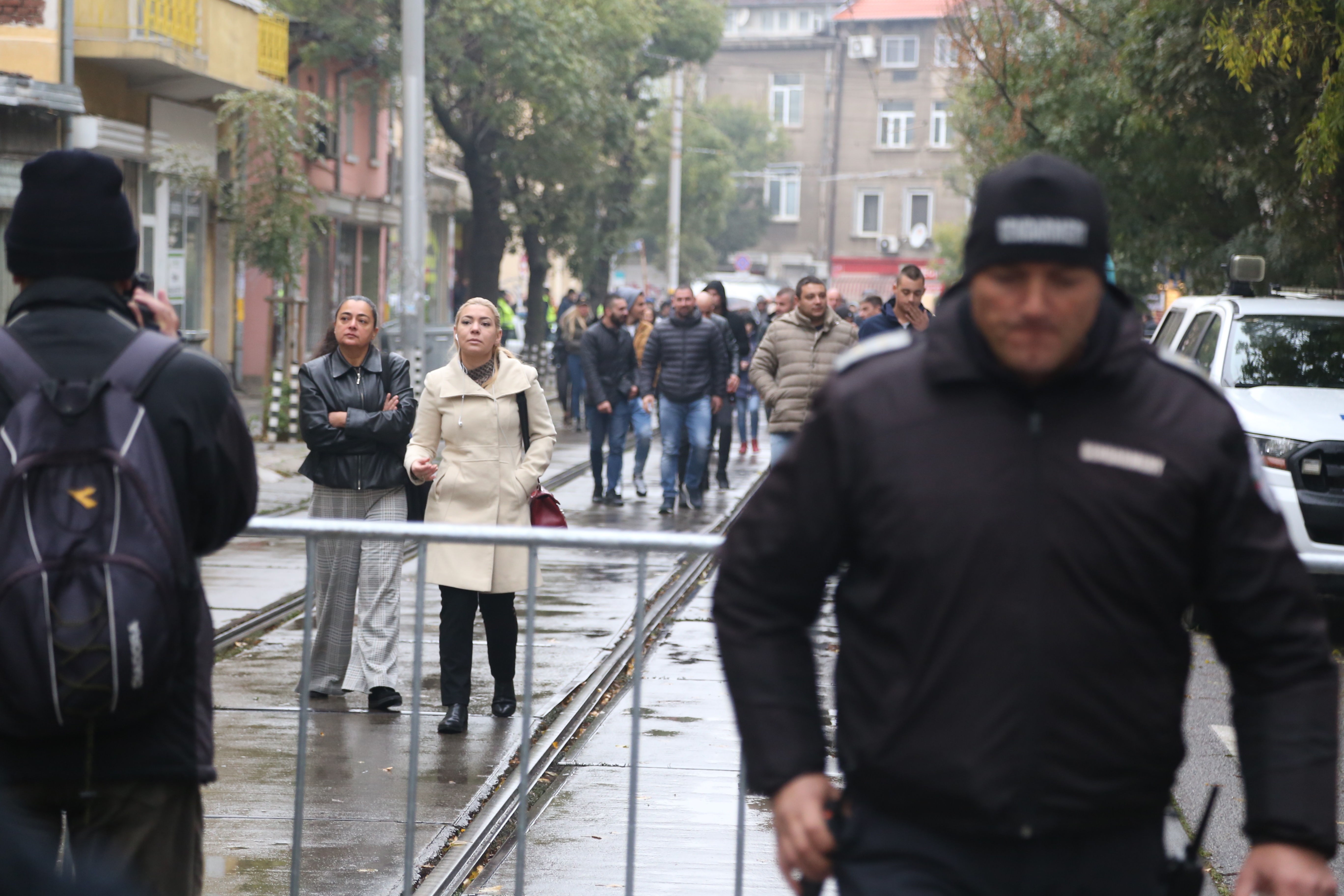 Протести "за" и "против" кандидатурата на Иван Гешев за главен прокурор на България, бяха организирани пред сградата на ВСС