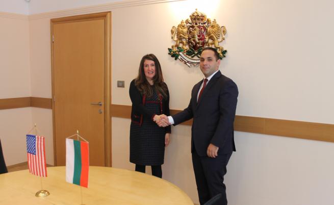 Търговията на България със САЩ достигна близо 1 млрд. долара