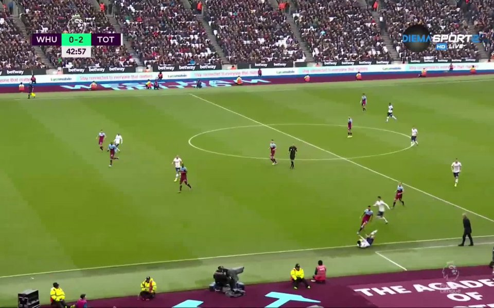 В 43-ата минута авансът на шпорите бе удвоен. Авторът на