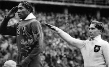 Златният медал на легендарния спринтьор Джеси Оуенс от нацистката Олимпиада