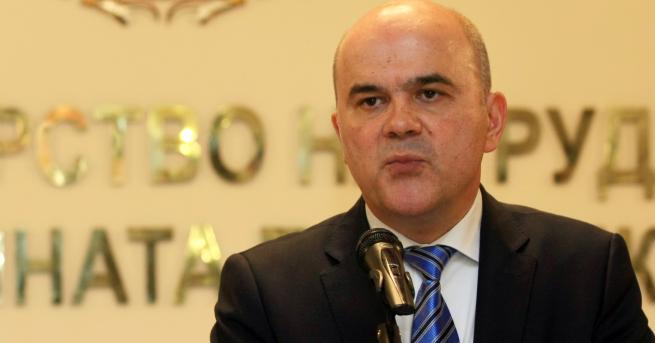 България Синдикатите: Няма конкретен повод за оставката за Петков Вече