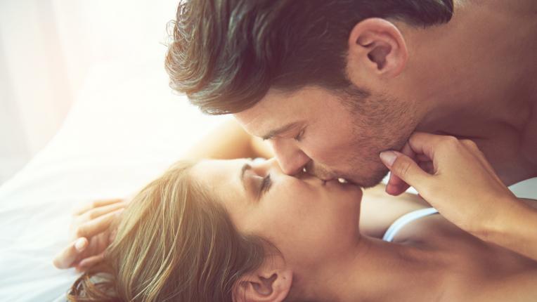  10 изгоди за здравето от целувките 