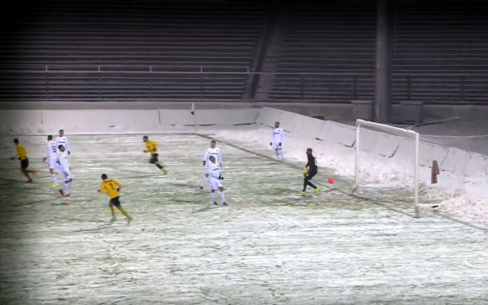 Боетв Пловдив води с 2:0 на Славия в един от