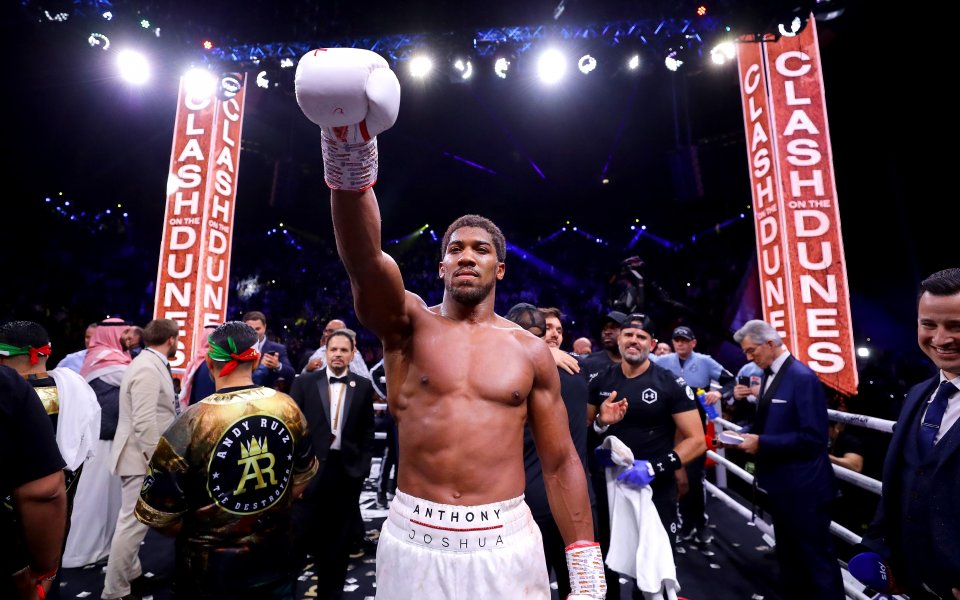 Антъни Джошуа е готов за битката срещу Кубрат Пулев в