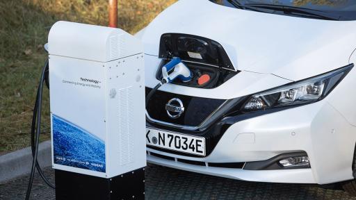  Nissan Leaf 