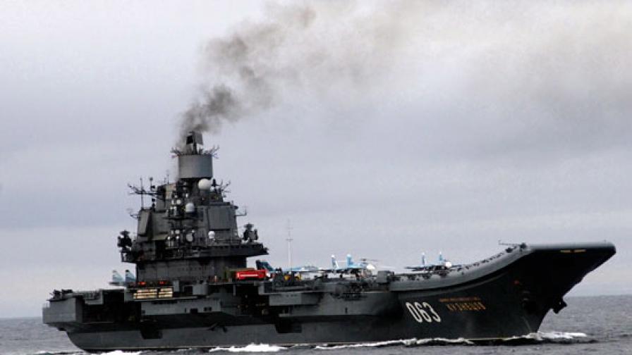  Пожар на борда на съветския самолетоносач, изчезнали и ранени 