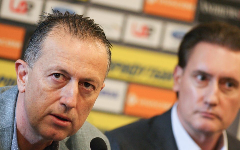 Вицепрезидентът на БФС Атанас Фурнаджиев сподели, че Левски няма да