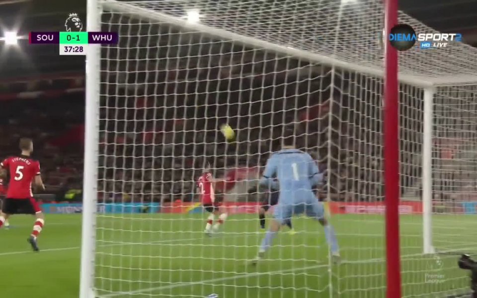 Отборът на Уест Хем победи с минималното 1:0 като гост