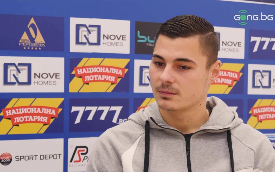 Един от талантите на Левски Илия Юруков застана пред камерата