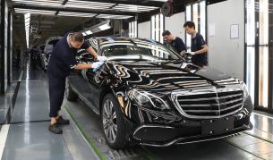 <p>Daimler под китайска обсада</p>