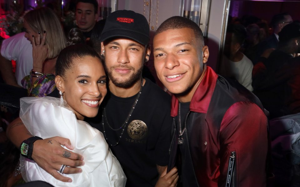 Килиан Мбапе говори на редица теми, след като официално бе