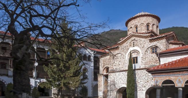България Български манастири ще бъдат обновени с европари Така тези