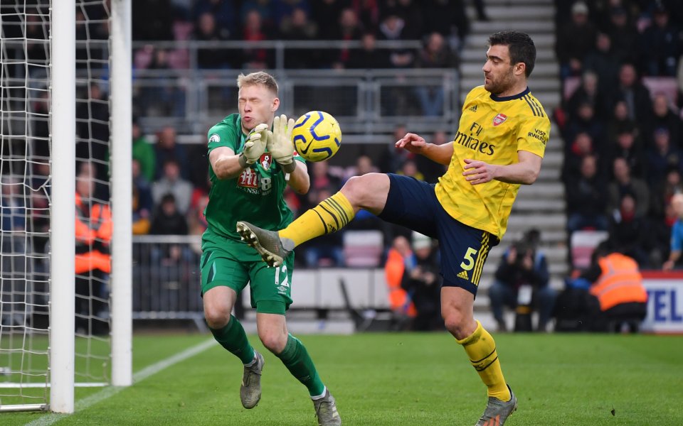 Отборите на Борнемут и Арсенал играят при резултат 1:1 в