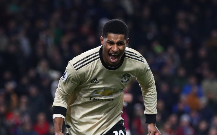 Юнайтед не убеди, но открадна трите точки от коравия Бърнли