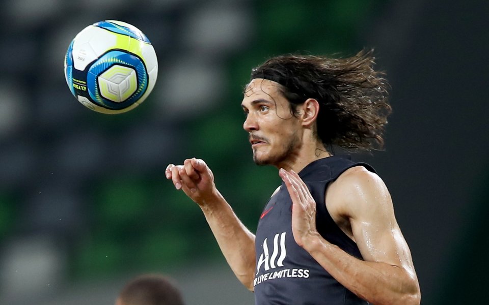 Томас Тухел вярва, че Единсон Кавани ще остане в Пари