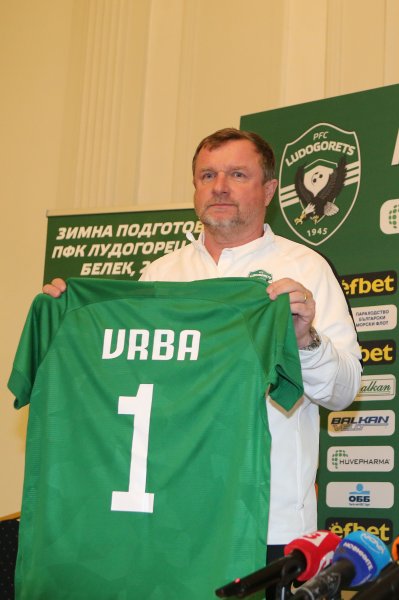 Представяне на Павел Върба като нов старши треньор на Лудогорец1