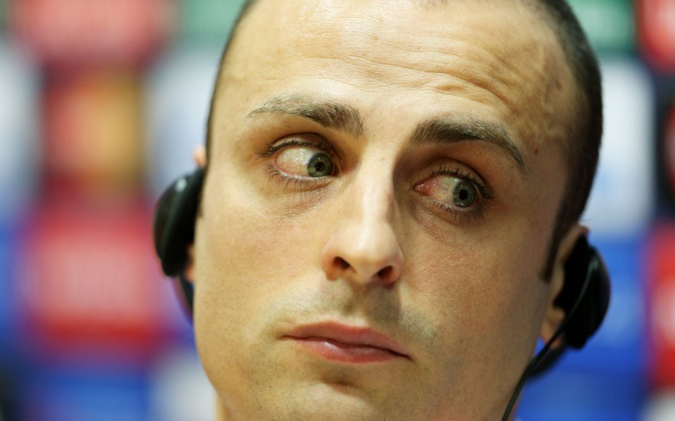 Димитър Бербатов отправи предупреждение към звездата на Арсенал Пиер-Емерик Обамеянг,