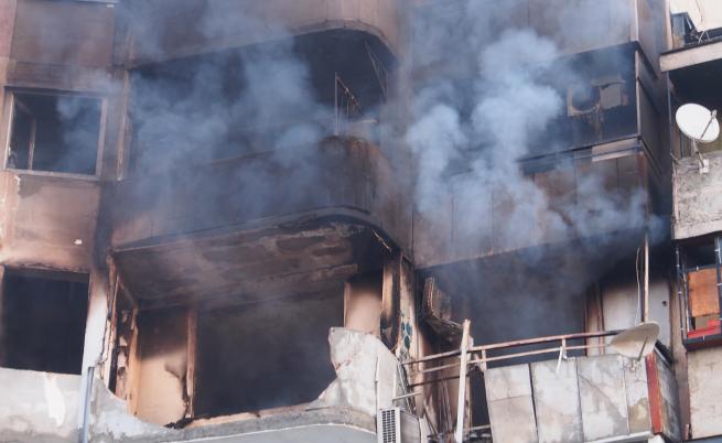 Издирват мъжа, живял във взривения апартамент във Варна