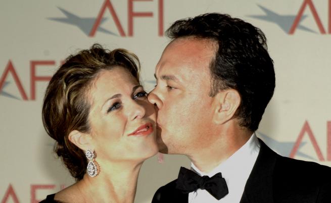  В изолираност: Каква музика слушат Том Ханкс и Рита Уилсън 