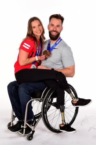  Оксана Мастърс 