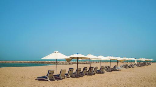  <p>Чадърите и шезлонгите на плажа безплатни</p> 