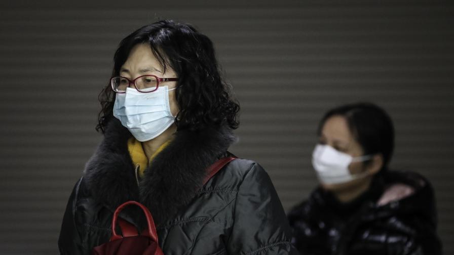  Учени: Мистериозният китайски вирус е заразил стотици хора 