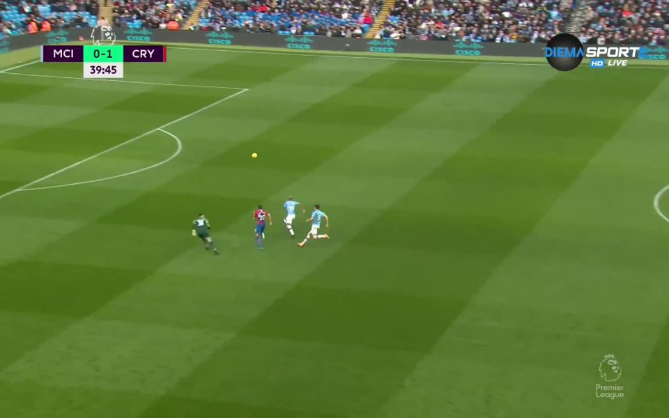 С попадение на Дженк Тосун в 39-ата минута Кристъл Палас