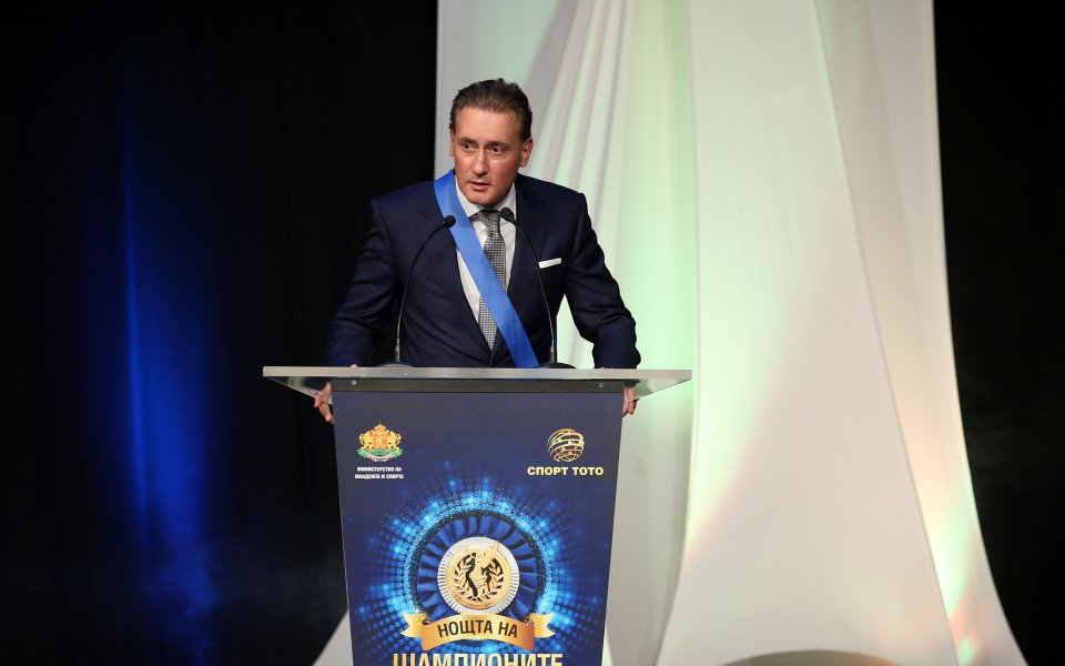 Собственикът на Лудогорец Кирил Домусчиев бе удостоен с Венец на